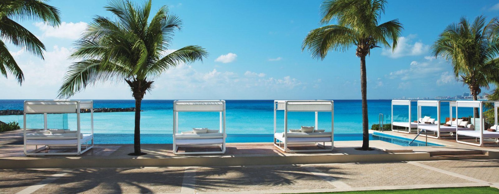 Krystal Grand® Cancún All Inclusive Hotel Krystal Grand® Cancún All Inclusive Hotel