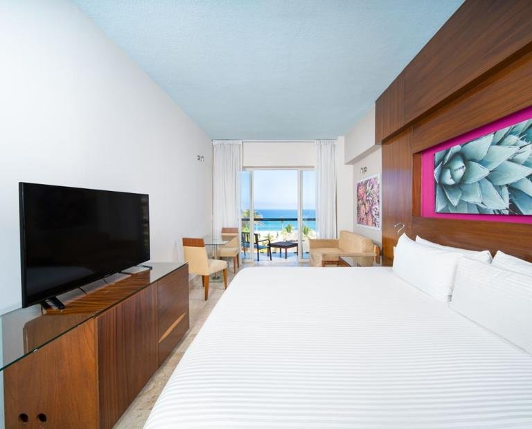Deluxe room king  BelAir SunClub Hotel Cabos By Krystal Grand® Los Cabos
