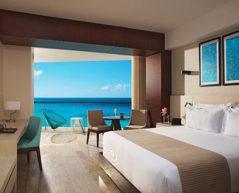 Altitude suite ocean front Hôtel Krystal Grand® Cancún All Inclusive